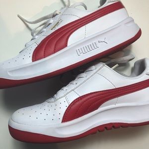 Kid’s Puma size 2 White and Red